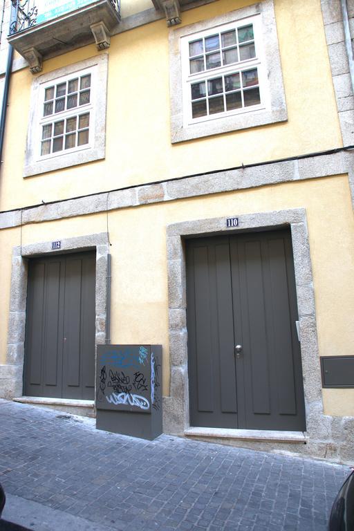 Janika's Apartment Porto Bagian luar foto